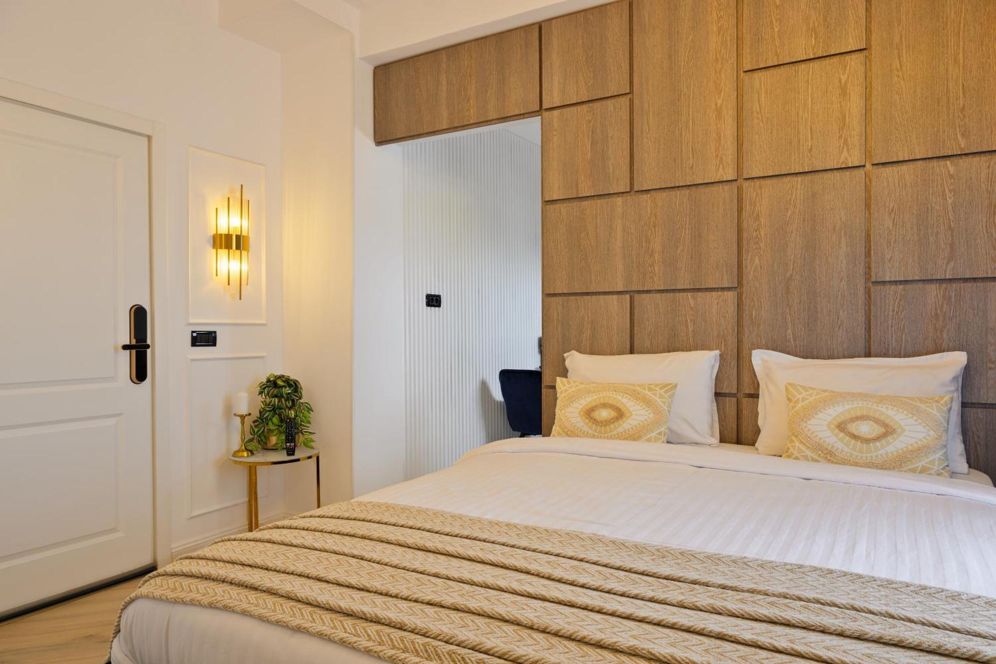 Royal - Luxury Apartment B - Old City - Victoriei Bucharest Luaran gambar